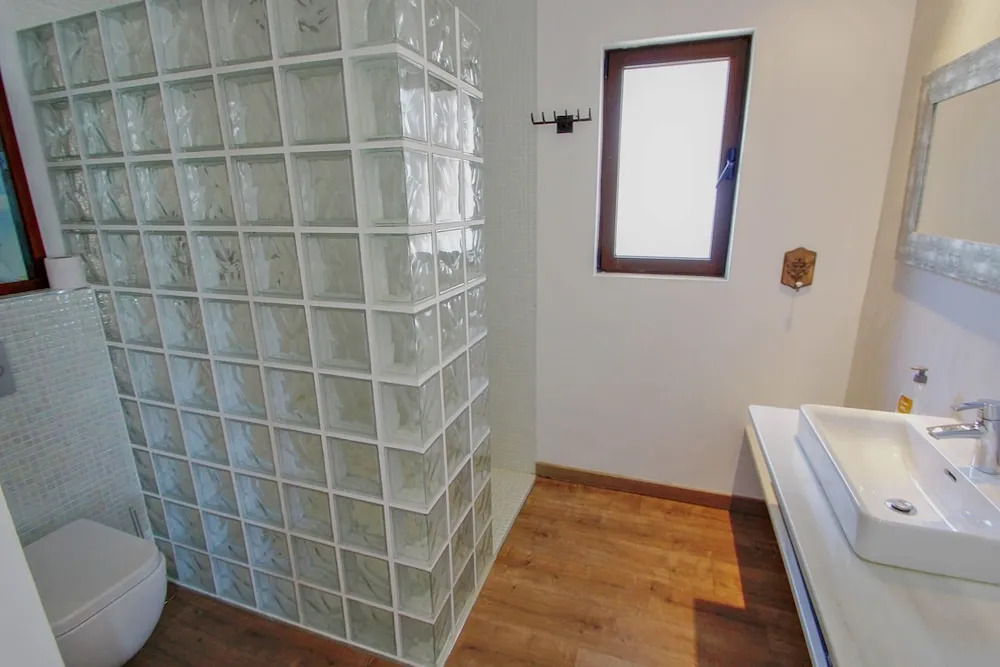 Laja - panoramic hillside holiday house in Moraira