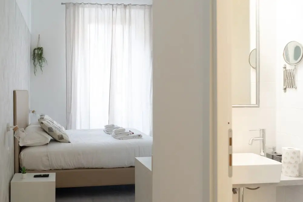 White Gioberti Apartments