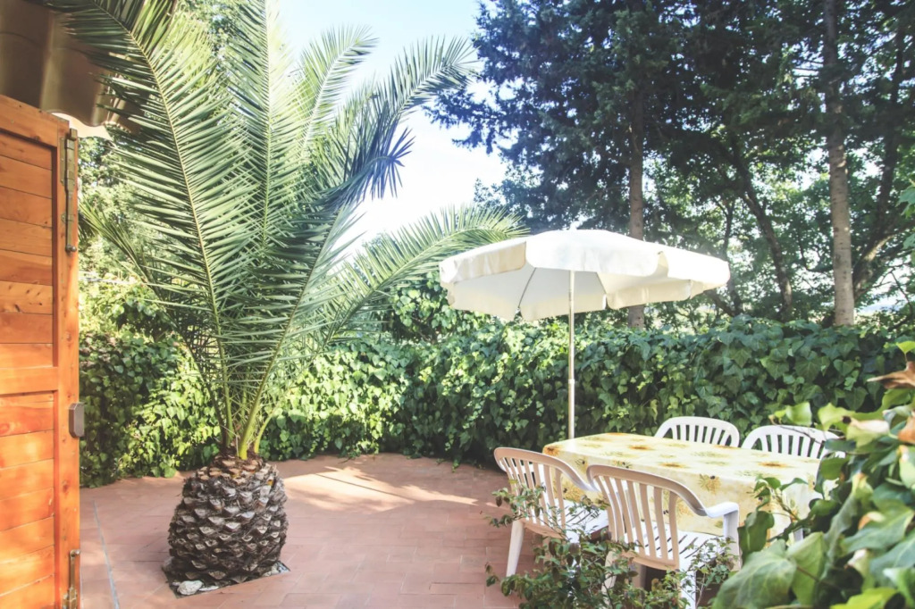 Edera in Poggibonsi With 1 Bedrooms and 1 Bathrooms