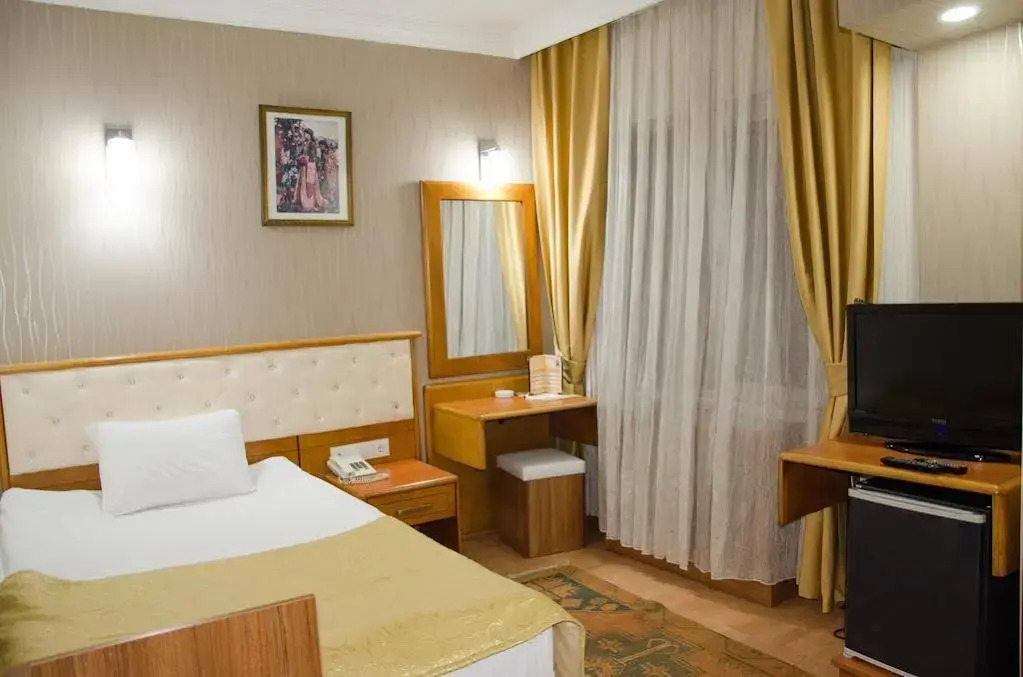 Grand Akkoza Hotel