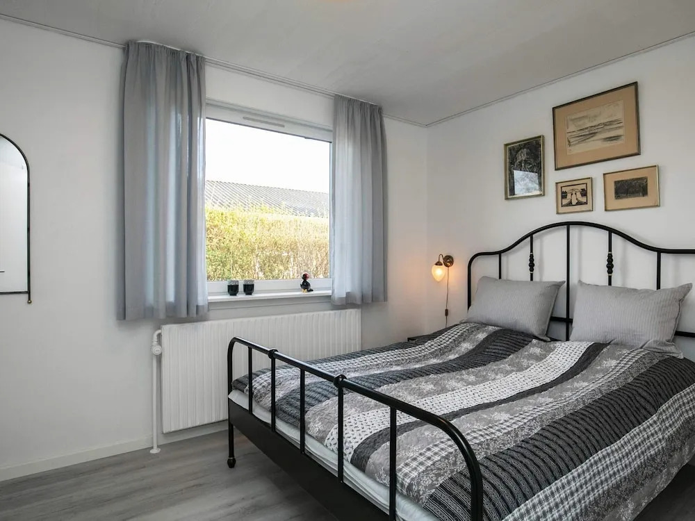 6 Person Holiday Home in Albaek