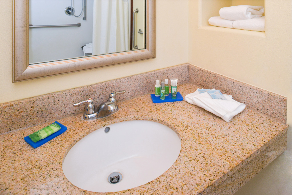 Holiday Inn Express & Suites Alamosa by IHG