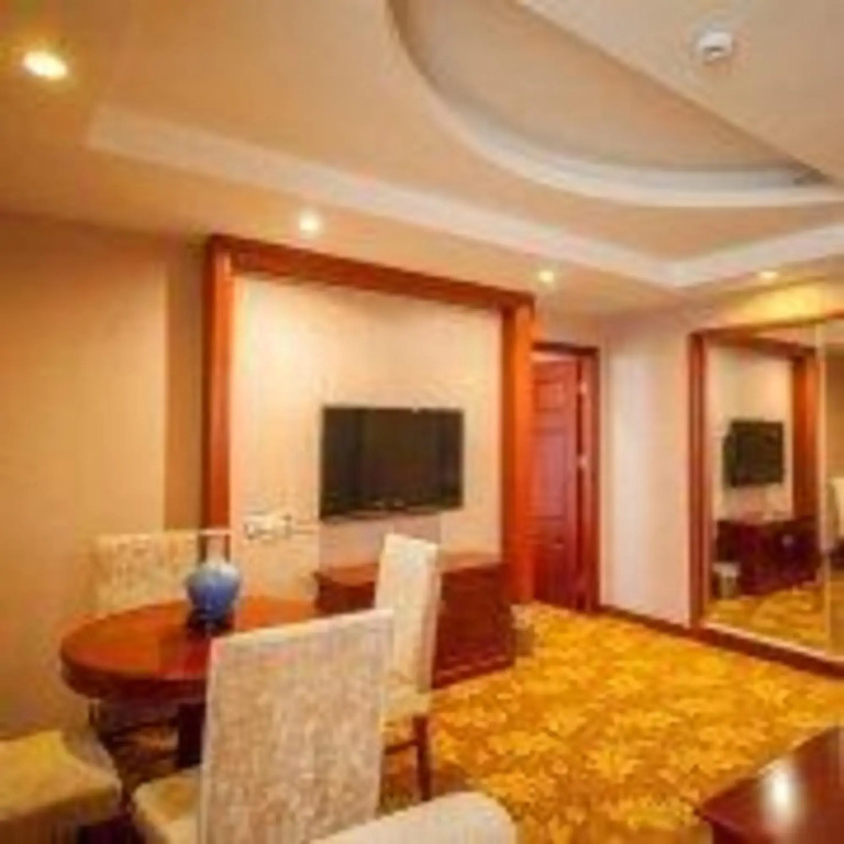 Ru Dong Hotel