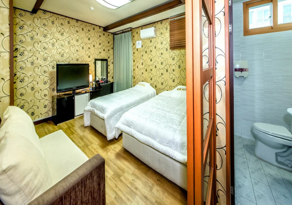 Jeju International Hotel