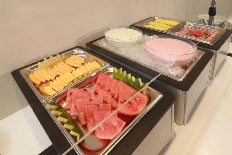 Holiday Inn Express And Suites Playa Del Carmen