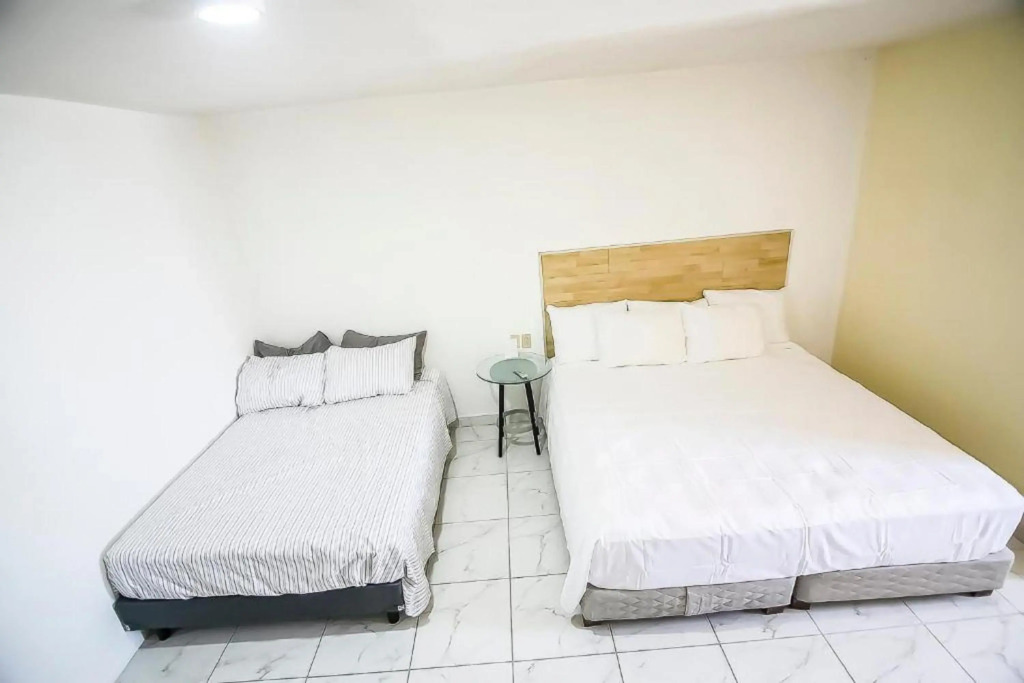 OYO Hotel Plaza Las Torres, Cabo San Lucas