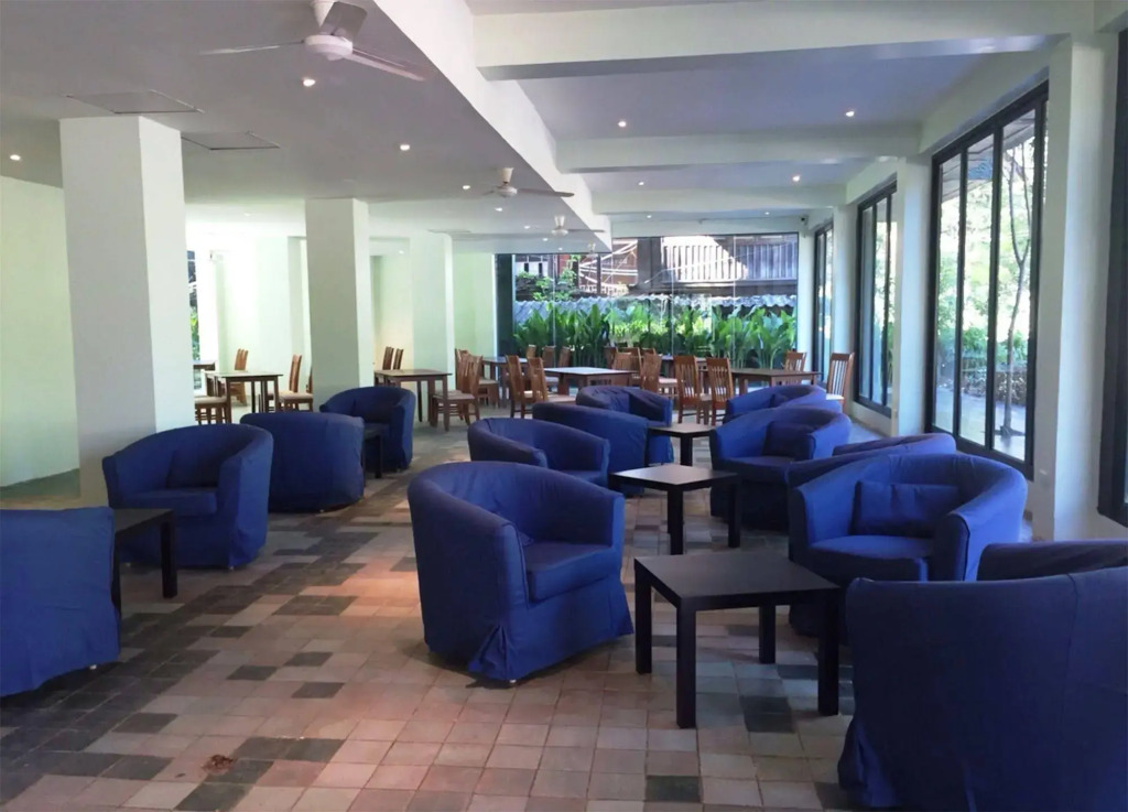 A Hotel Simply