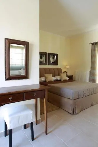 Elaion mini suites