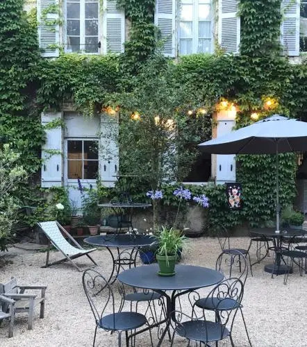Les Chambres dHôtes du Bois Joli