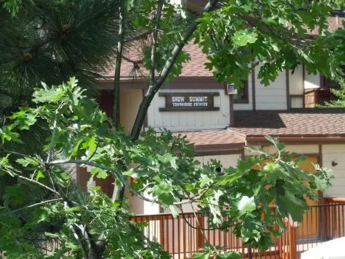 Two-Bedroom Premier Townhouse Unit #86 by Snow Summit Townhouses