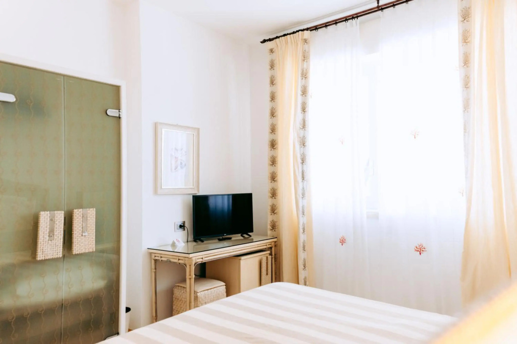 Relais Valle DellIdro - Rooftop & Sea View, Otranto