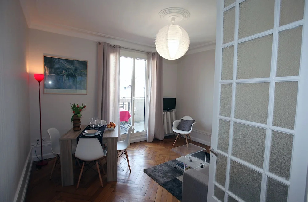 Annecy, Terrace and Comfort by the lake