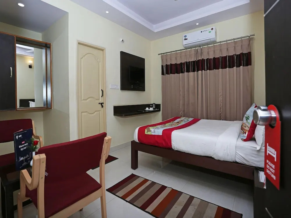 HOTEL PRAKAASH COMFORTS