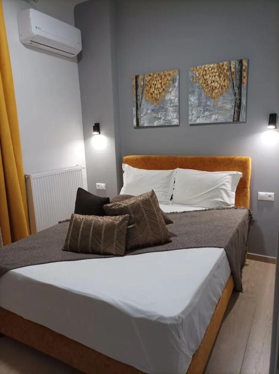 Atelier Deluxe Apt Must