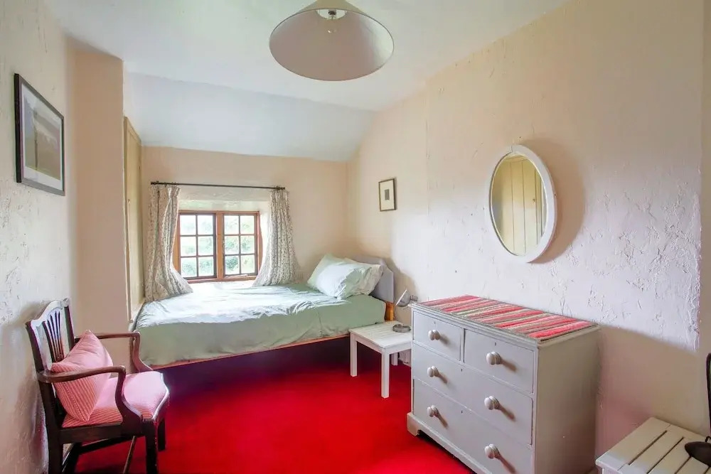 Vintage Holiday Home in Welshpool With Garden