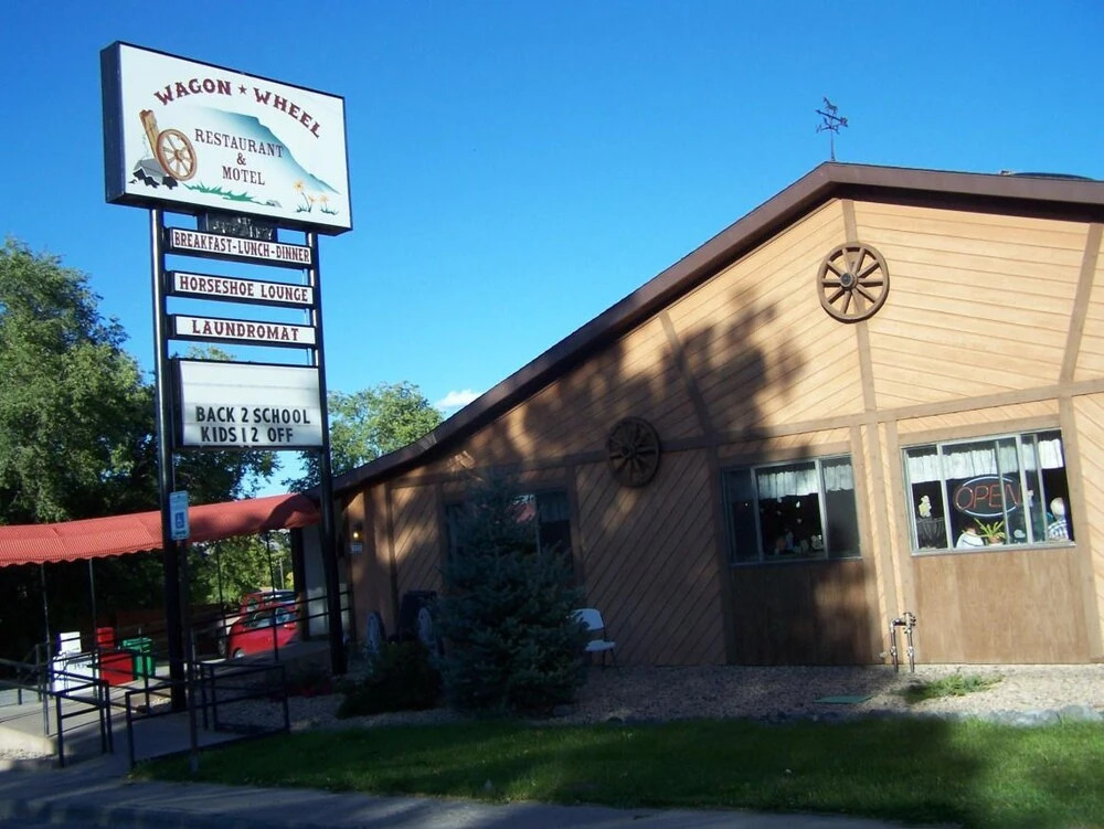 Wagon Wheel Restaurant Bar and Motel