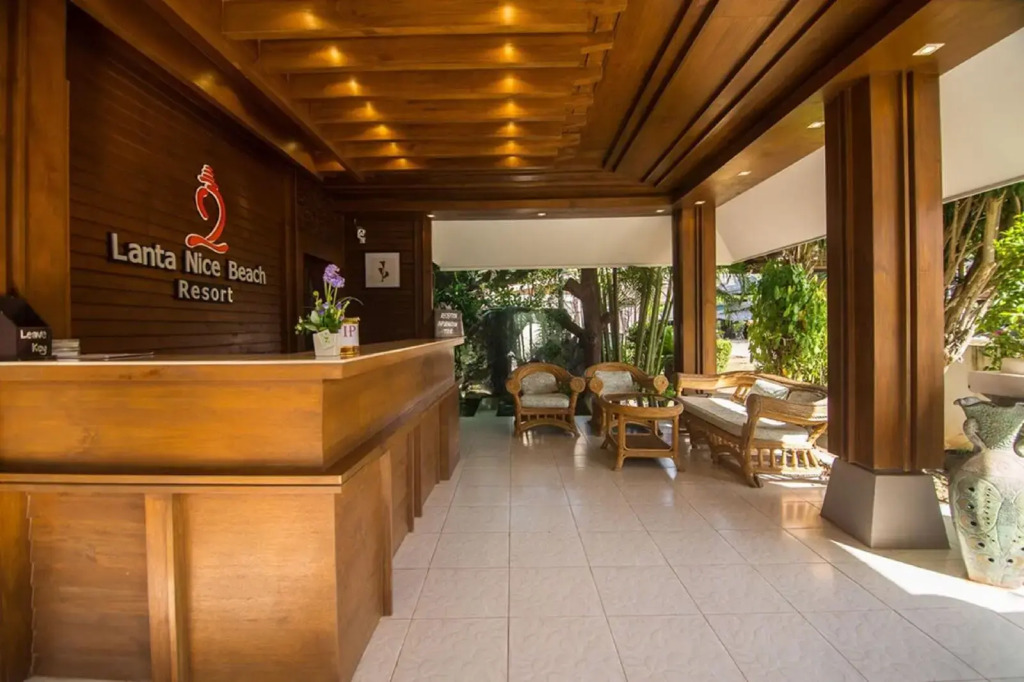 Lanta Nice Beach Resort - SHA Extra Plus