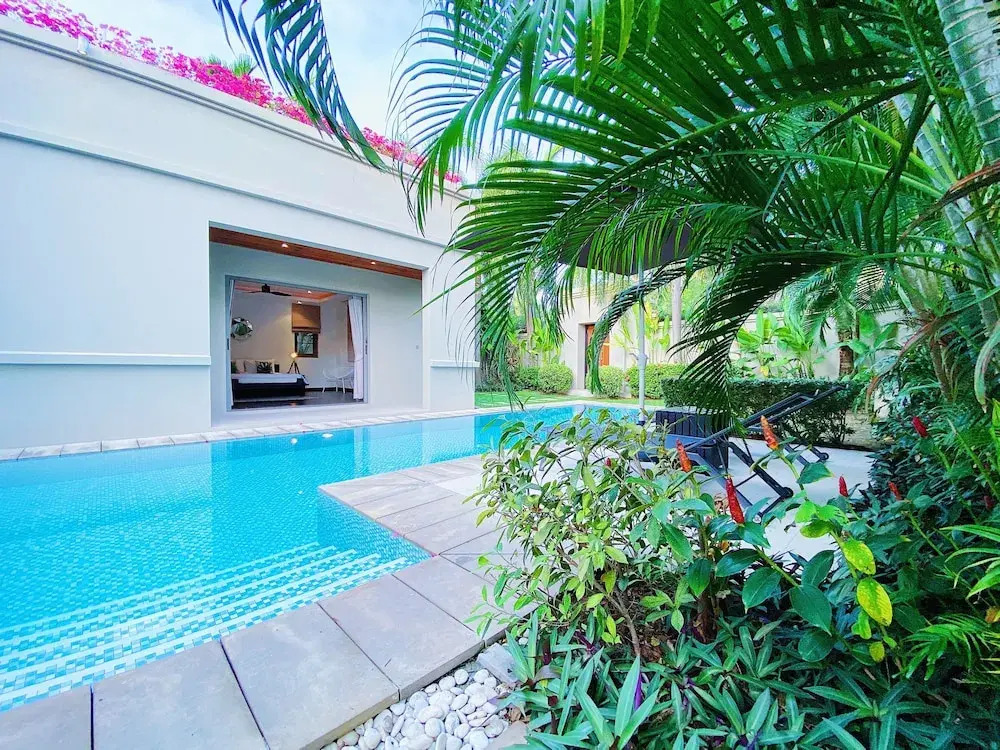 Fabulous 2br Pool Villa Walk to Bangtao Beach and Catch Club
