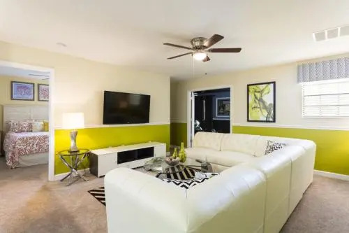 Champions Gate - Eight Bedroom Villa - CG023