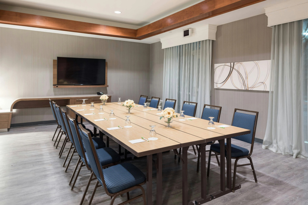 Courtyard by Marriott Toronto Vaughan