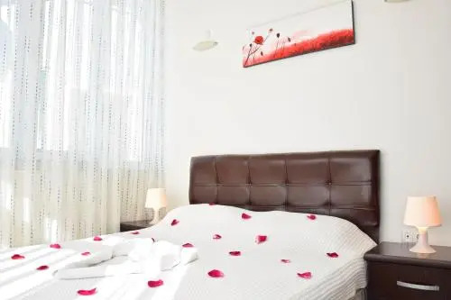 Lilac 2 Apartment