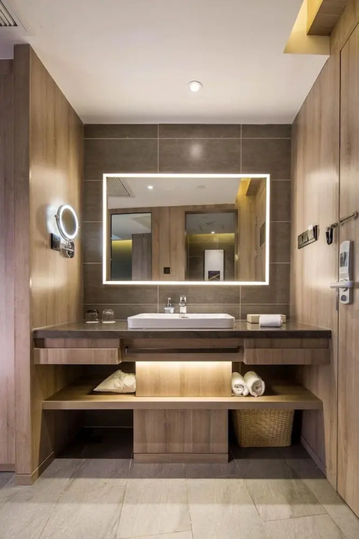 Ningbo Tianyi Square Atour Hotel