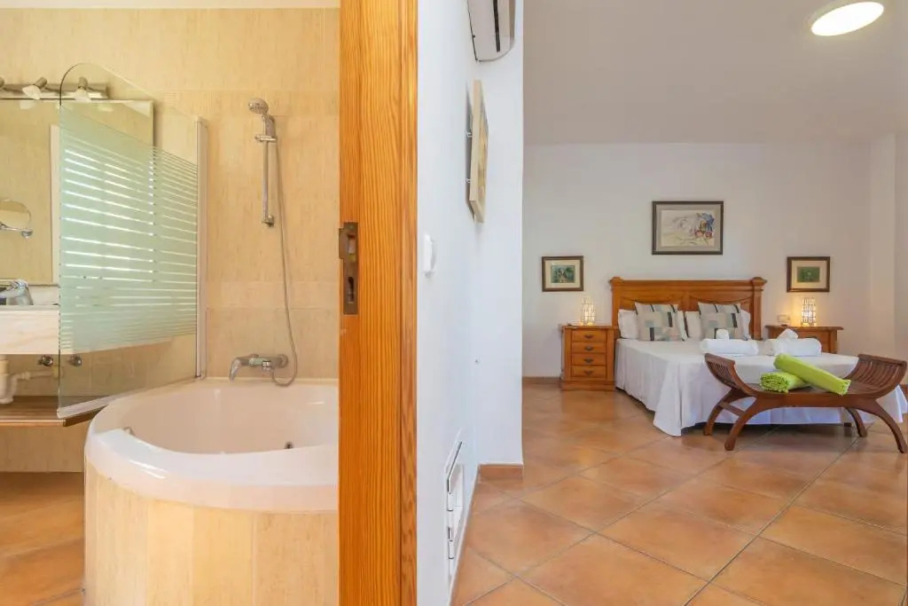 Nice Home In Sa Torre With House A Mountain View