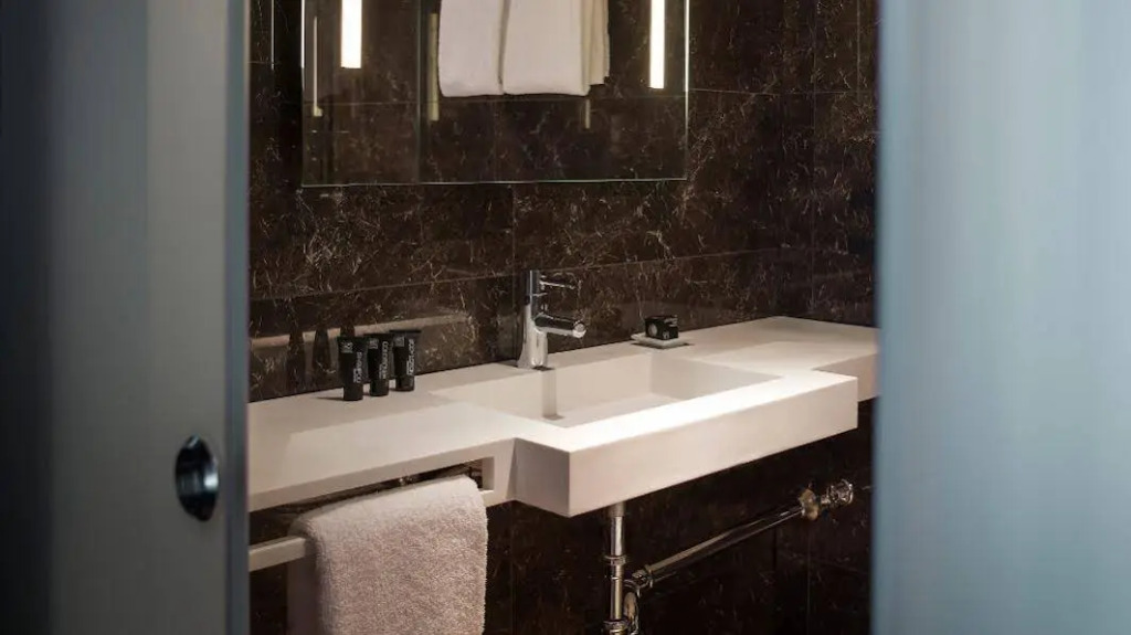 AC Hotel By Marriott Dallas By The Galleria