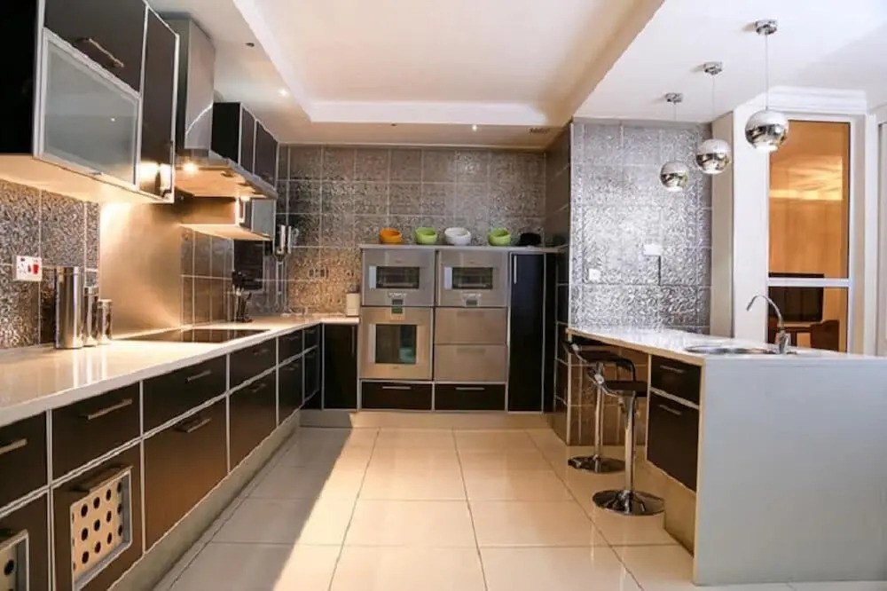 Cycad Palm Hotel