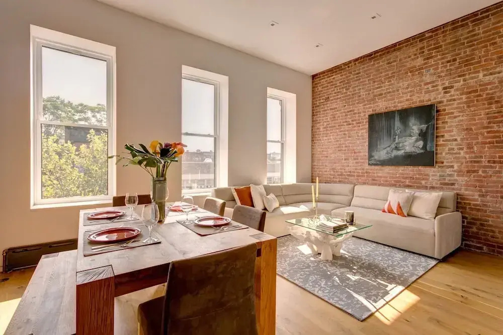 Hawthorn III by Rove Travel 2BR Designer Apt