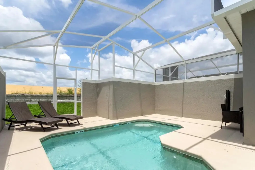 1176 CD - Luxury 4BR Townhome: Pool & Game Room