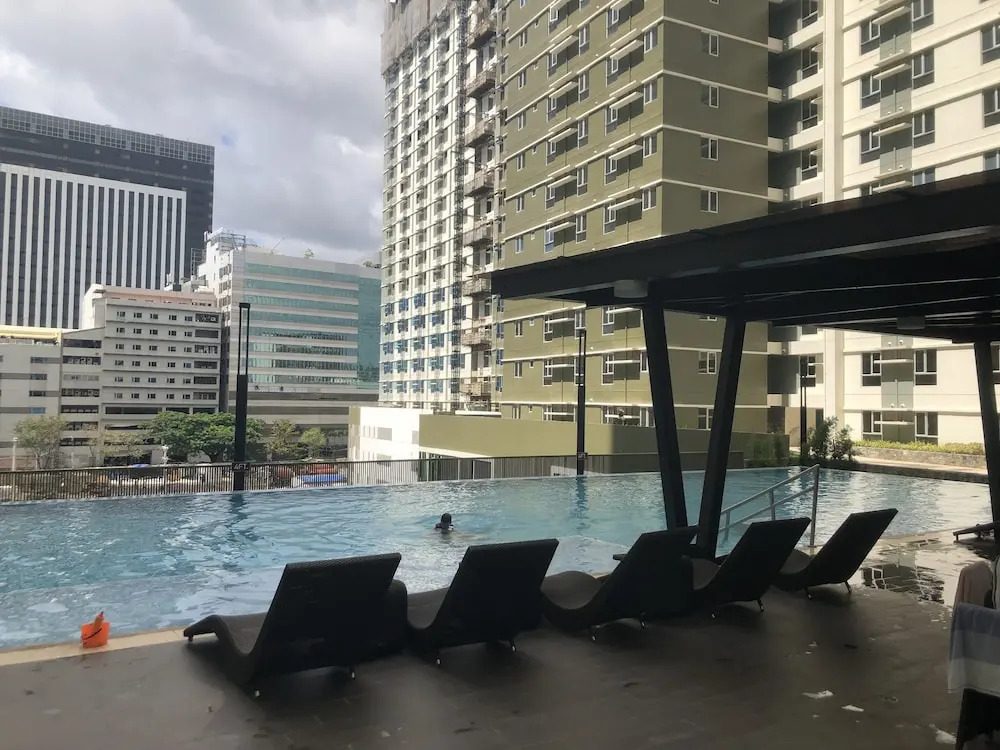 I.T Park Cebu Twin Bed Deluxe Free Fast Wifi & Pool