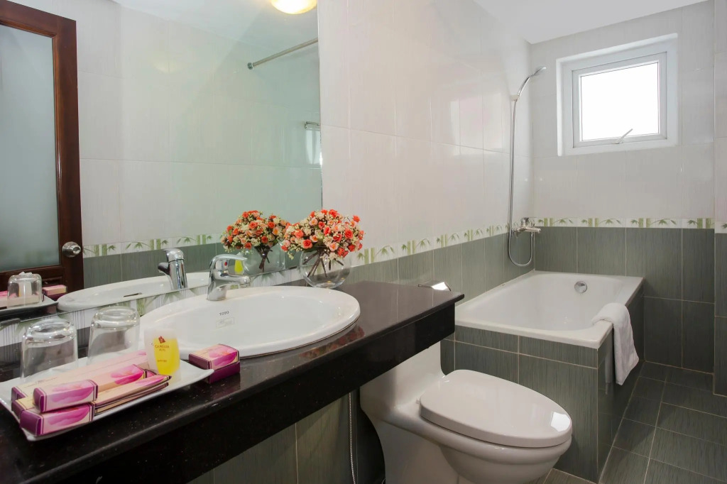 A25 Premium Hotel - 12 Phố Huế