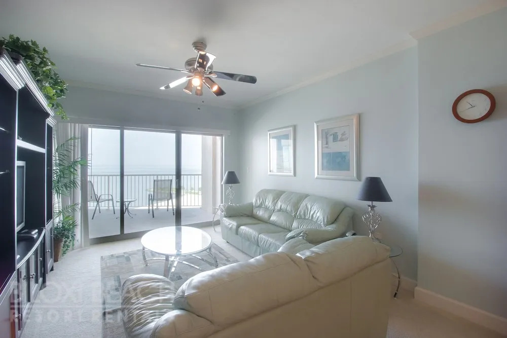 Sea Breeze-Sea Breeze 1007 Penthouse