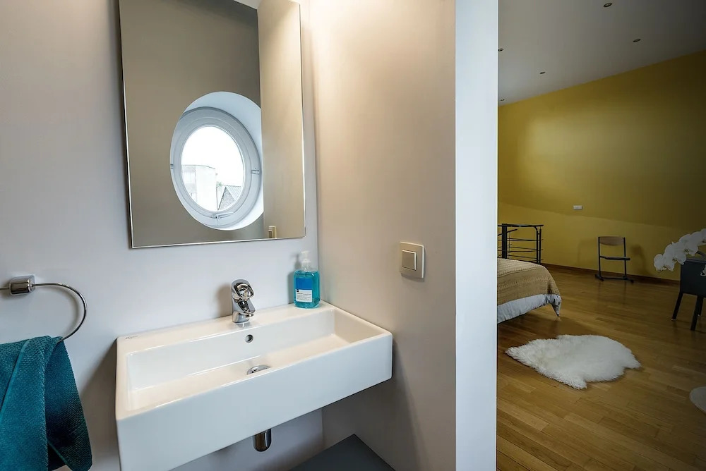 Europea Bright Bourse Duplex Residence