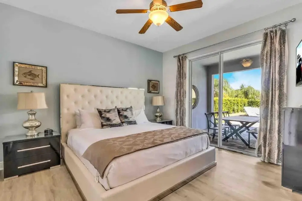 Chic 8BR All Suites With Pool and Game Room