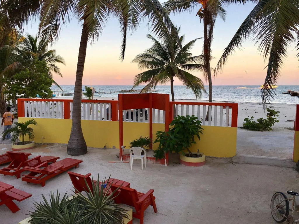 La Isla Resort