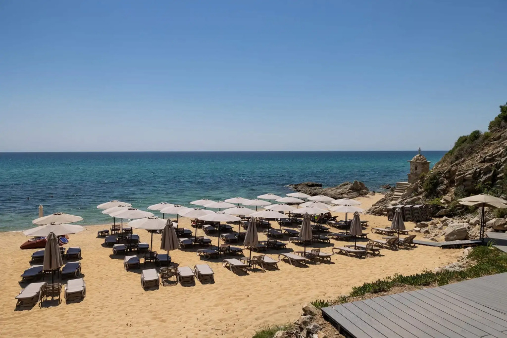 Anasa Luxury Resort