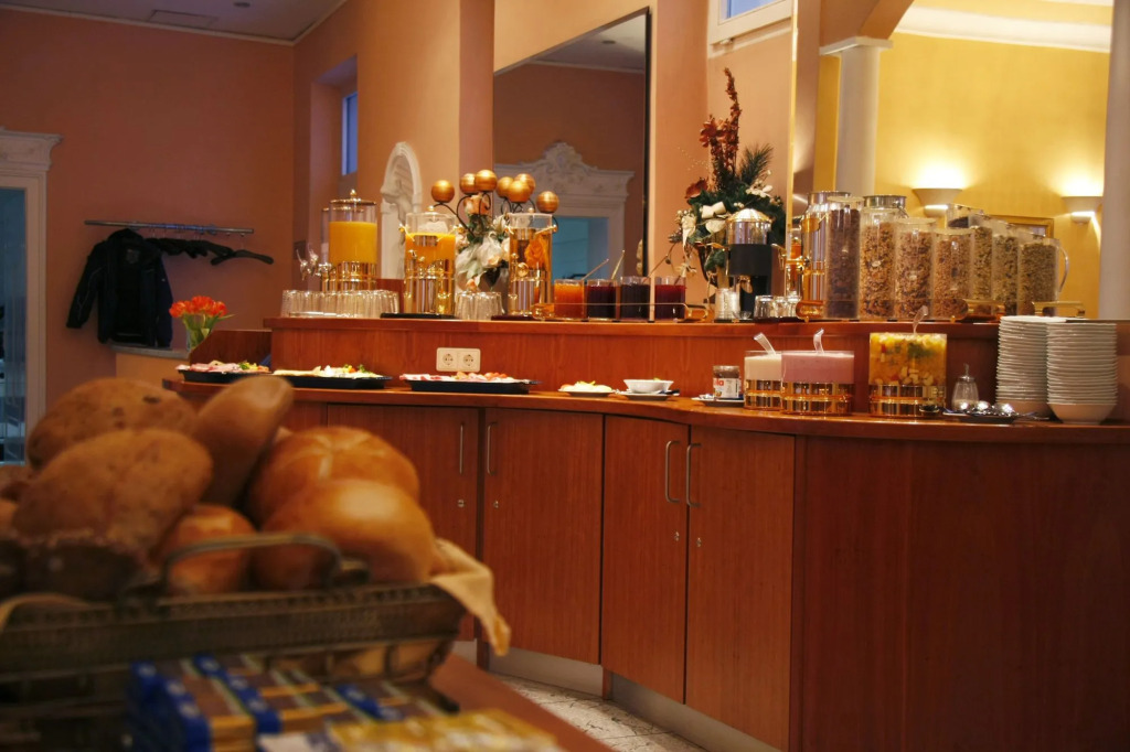 Apartment Hotel KRAL - BUSINESS HOTEL & SERVICED APARTMENTS