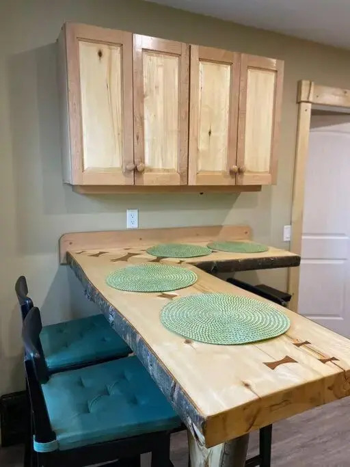 Craftsman's Loft - heritage charm, 5 min to DT