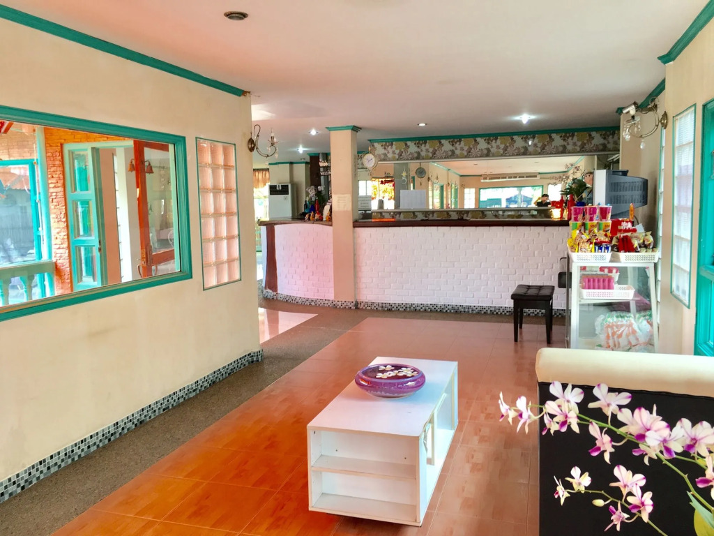Waterside Boutique Hotel