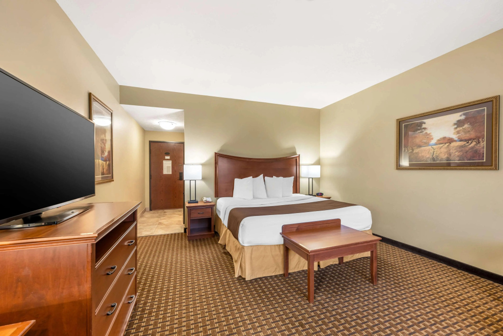 Best Western Plus Grand Island Inn and Suites