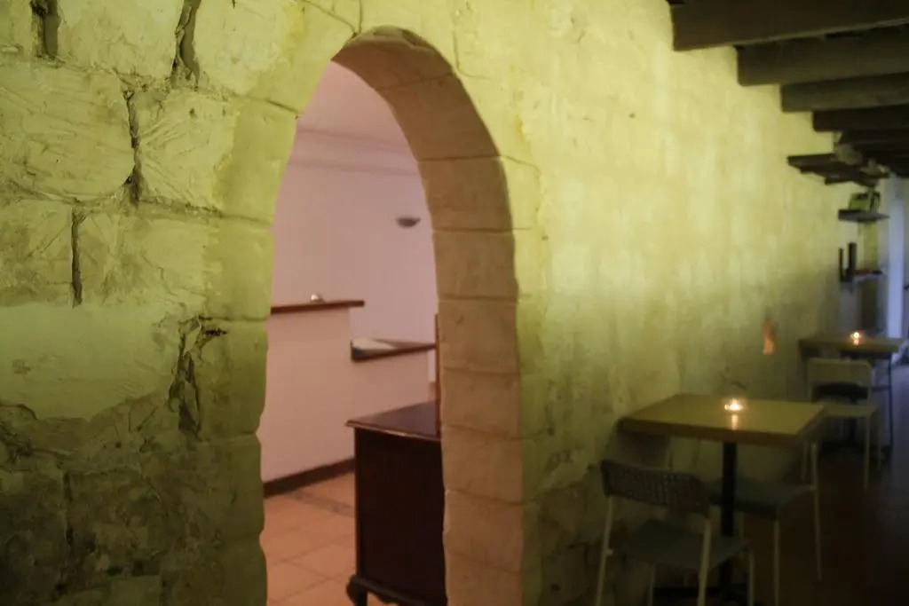 Al Yakhour Hostel