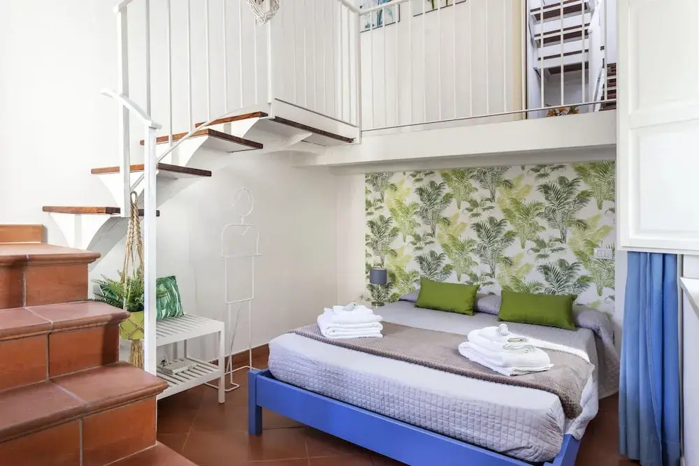 Salomone Apartment 13 With Terrace by Wonderful Italy