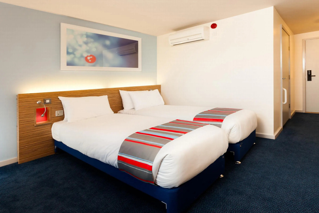 Travelodge Burton M6 Northbound