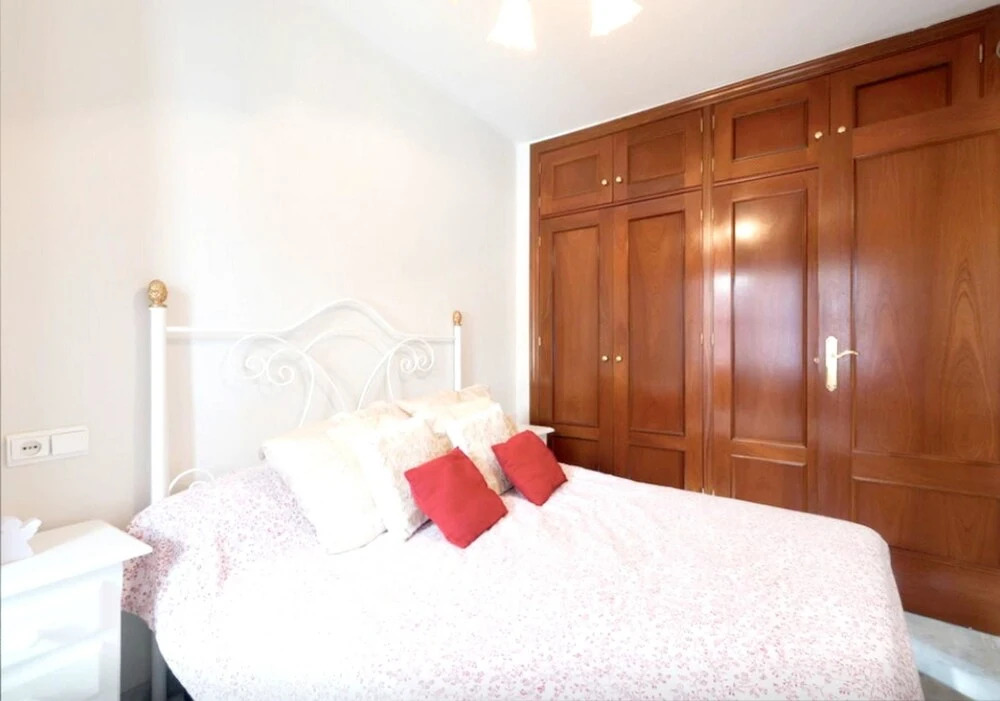House With 2 Bedrooms in Grenade, With Wonderful City View and Wifi