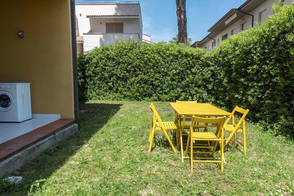 M53 - Marcelli, bilocale con giardino a 100 mt dal mare 4