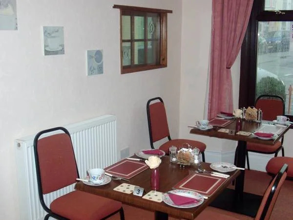 Farnham Hotel