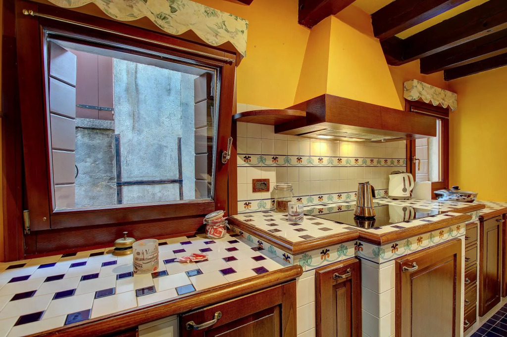 MARCOPOLO TERRACE, 5pax, 2bed, aircond, wifi