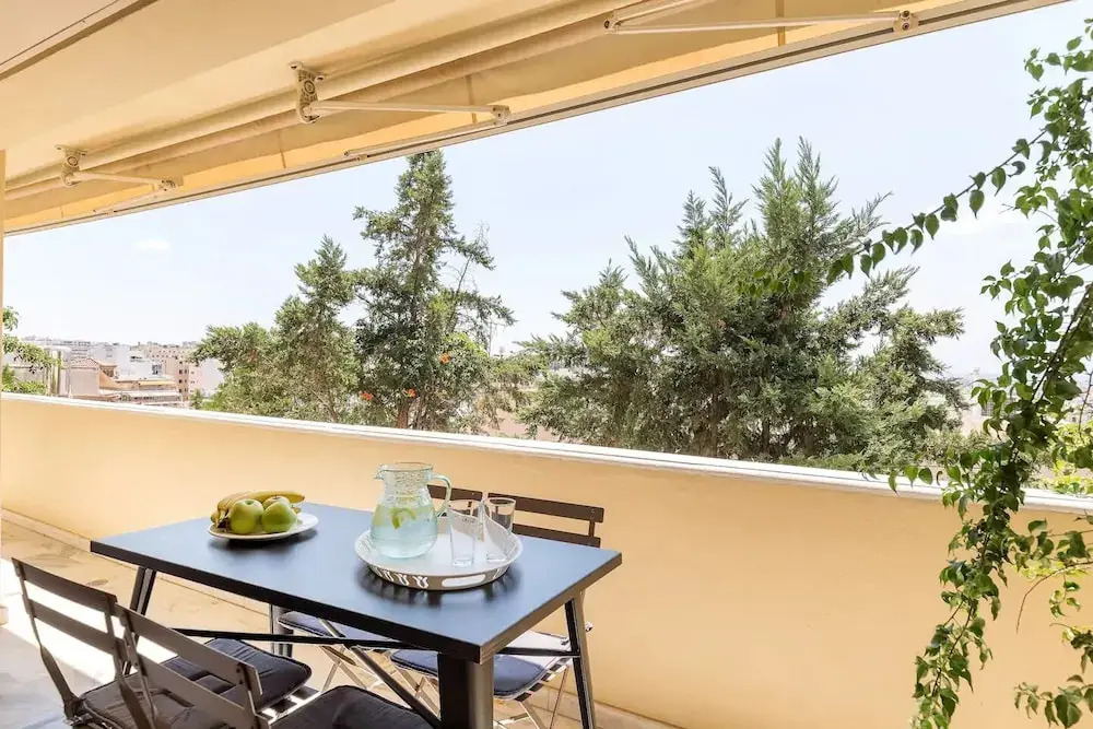 Spacious apartment in Philopappou A7